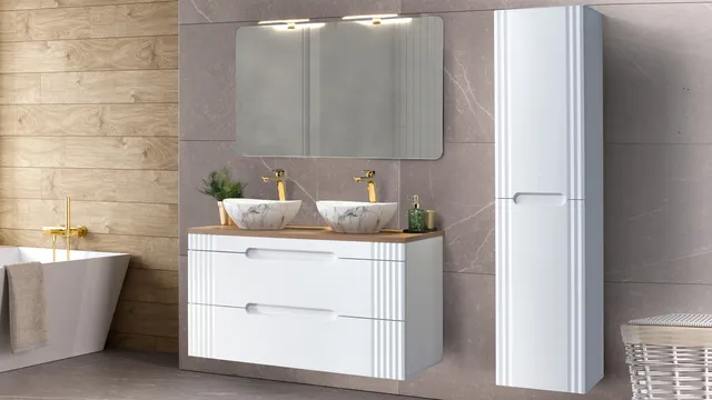 Comad Fiji white